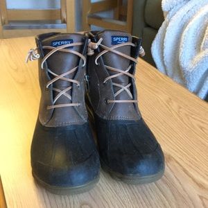 Sperry rain boots
